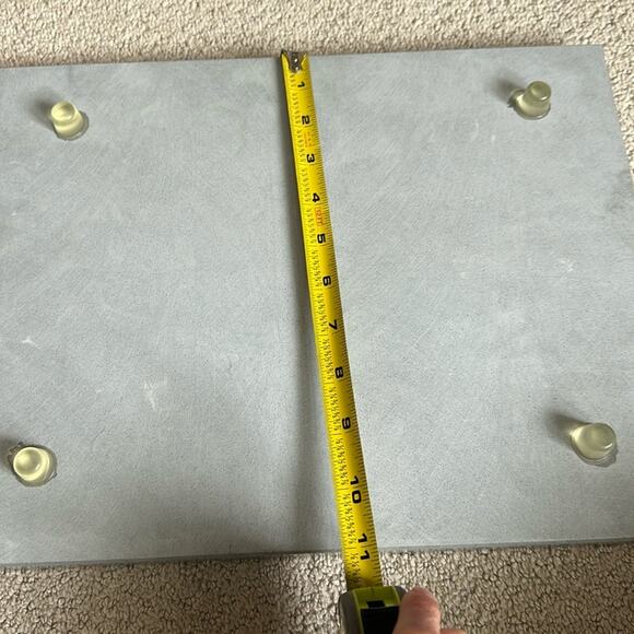 Cambria cutting/cheese board - Picture 5 of 6